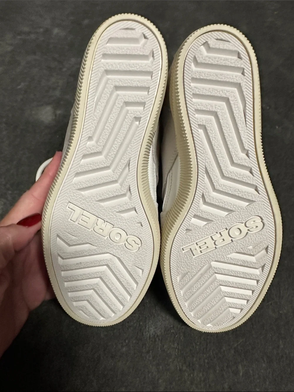 Sorel Out N About IV Chillz Waterproof Sneaker Boots White NWT Women’s 7